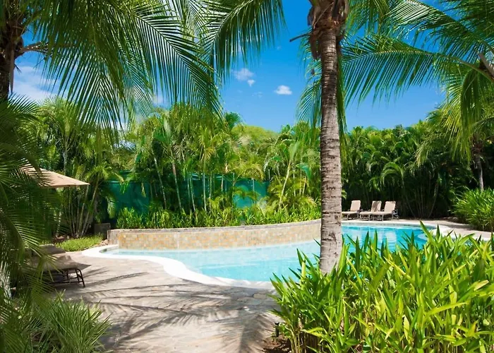 Nicely Decorated Ground-floor Unit In Front Of Pool At Pacifico In Сasa de vacaciones *
