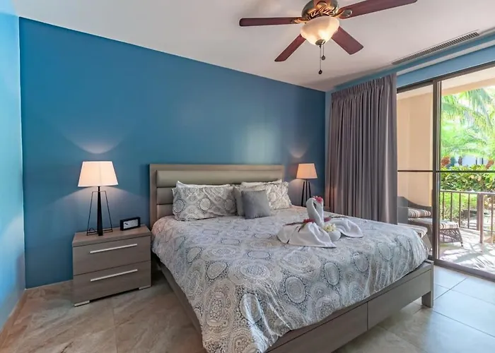 Nicely Decorated Ground-floor Unit In Front Of Pool At Pacifico In Сasa de vacaciones Coco