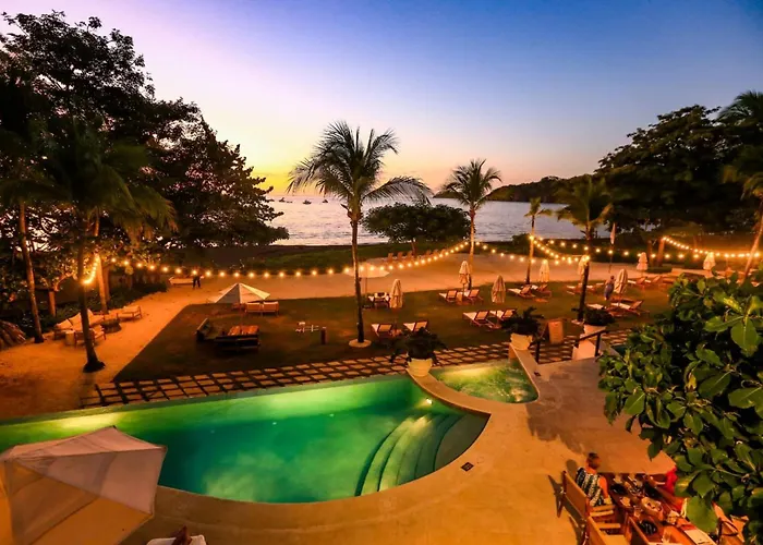 Сasa de vacaciones Nicely Decorated Ground-floor Unit In Front Of Pool At Pacifico In